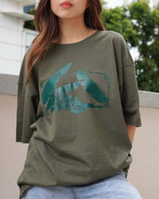 Load image into Gallery viewer, LEPAK short sleeve t-shirt in green